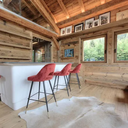 Chalet Chalet De Luxe Avec Piscine, Jacuzzi, Sauna Et Cinema A Megeve - Fr-1-569-172